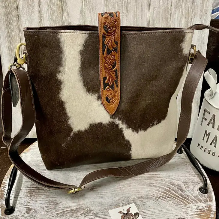 Charlotte Crossbody