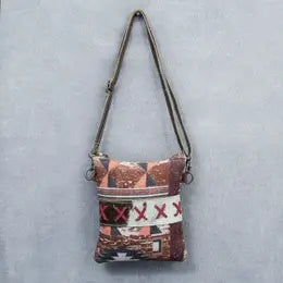 Qcio Crossbody Bag